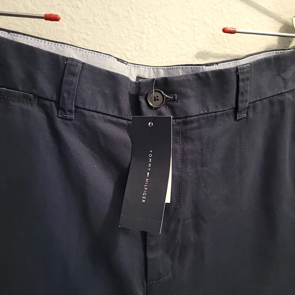 Tommy Hilfiger Men's Classic Fit Chino Shorts Size 40 - Picture 6 of 9